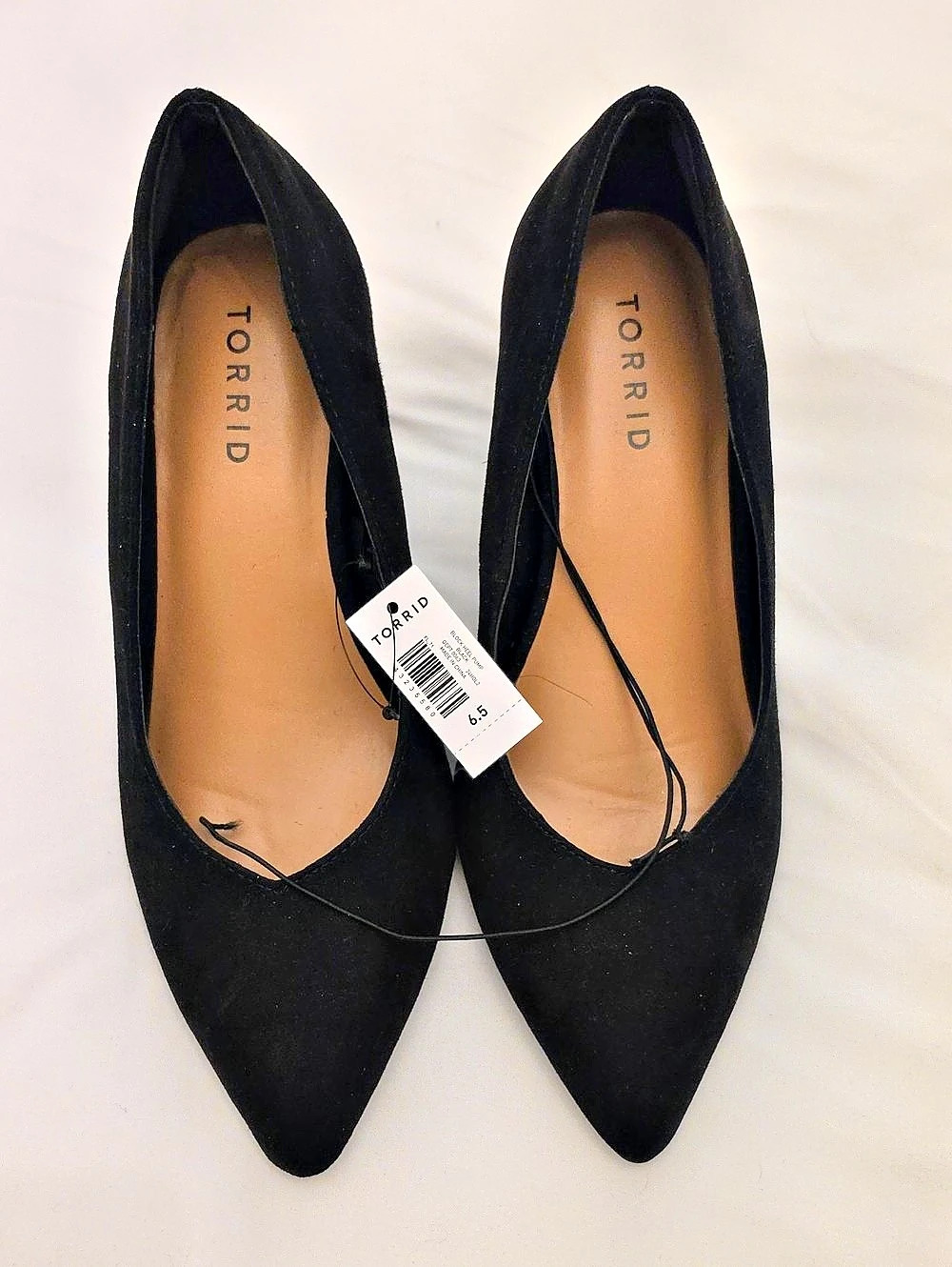 NWT TORRID Block Heel Pump Pointed Toe Pumps in Black US 6.5 WW